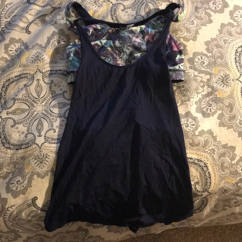 lulu workout shirt